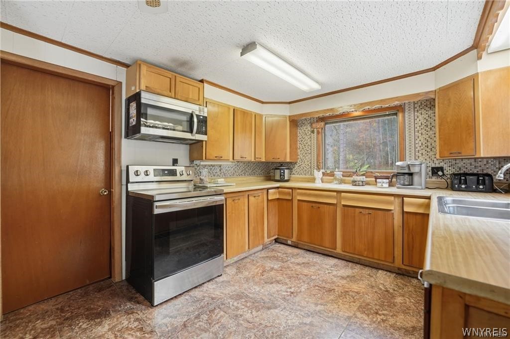 4887 Porter Hollow Road Great Valley, NY 14741 - Photo 12 of 37