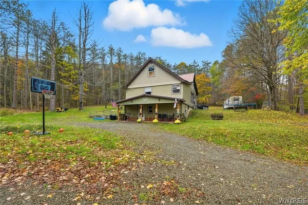 $234,900 | 4887 Porter Hollow Road, Great Valley, NY 14741