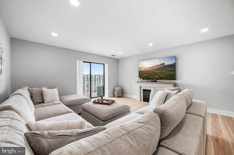 $425,000 | 11302 Valley Forge Circle, Unit 1302, King of Prussia, PA 19406