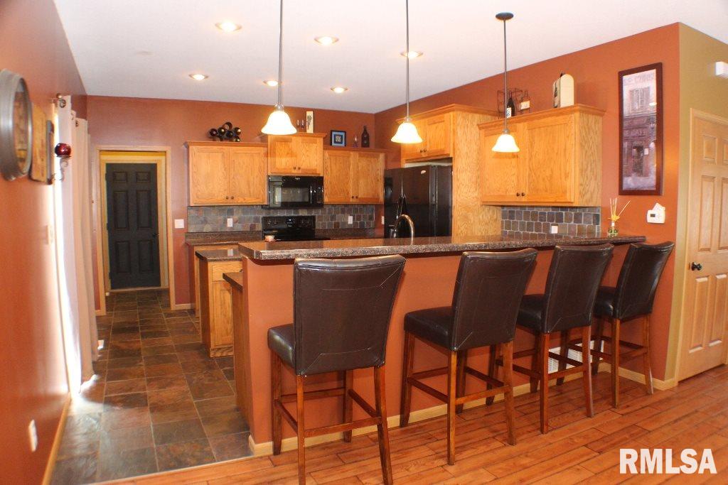 108 Rustic Lake Court Colona, IL 61241 - Photo 8 of 22 Gallery Image 8