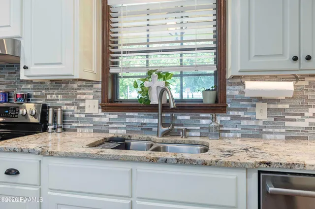 $425,000 | 2508 Northside Road, New Iberia, LA 70563