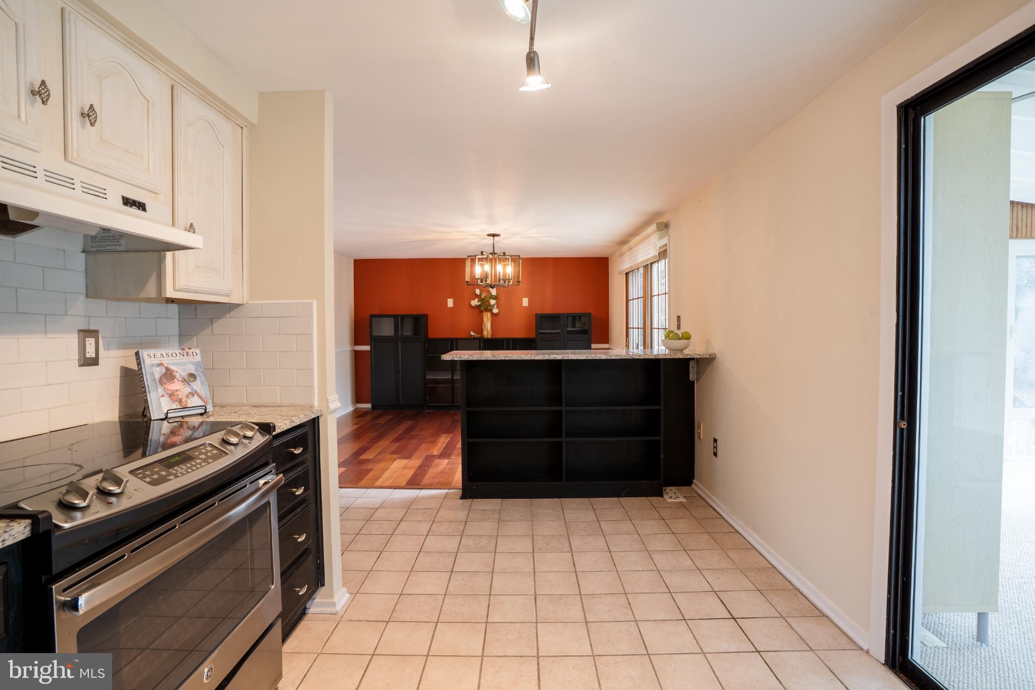 263 Riverdale Road Severna Park, MD 21146 - Photo 11 of 30 Modern kitchen with vibrant accents.