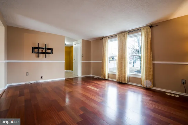 $499,999 | 263 Riverdale Road, Severna Park, MD 21146