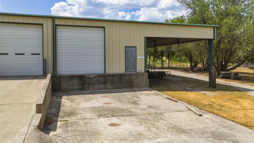 11918 Riek Road Krum, TX 76249 - Photo 29 of 39 Gallery Image 29