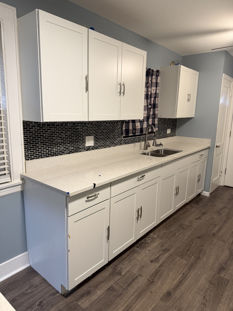 8618 South Justine Street Chicago, IL 60620 - Photo 5 of 10