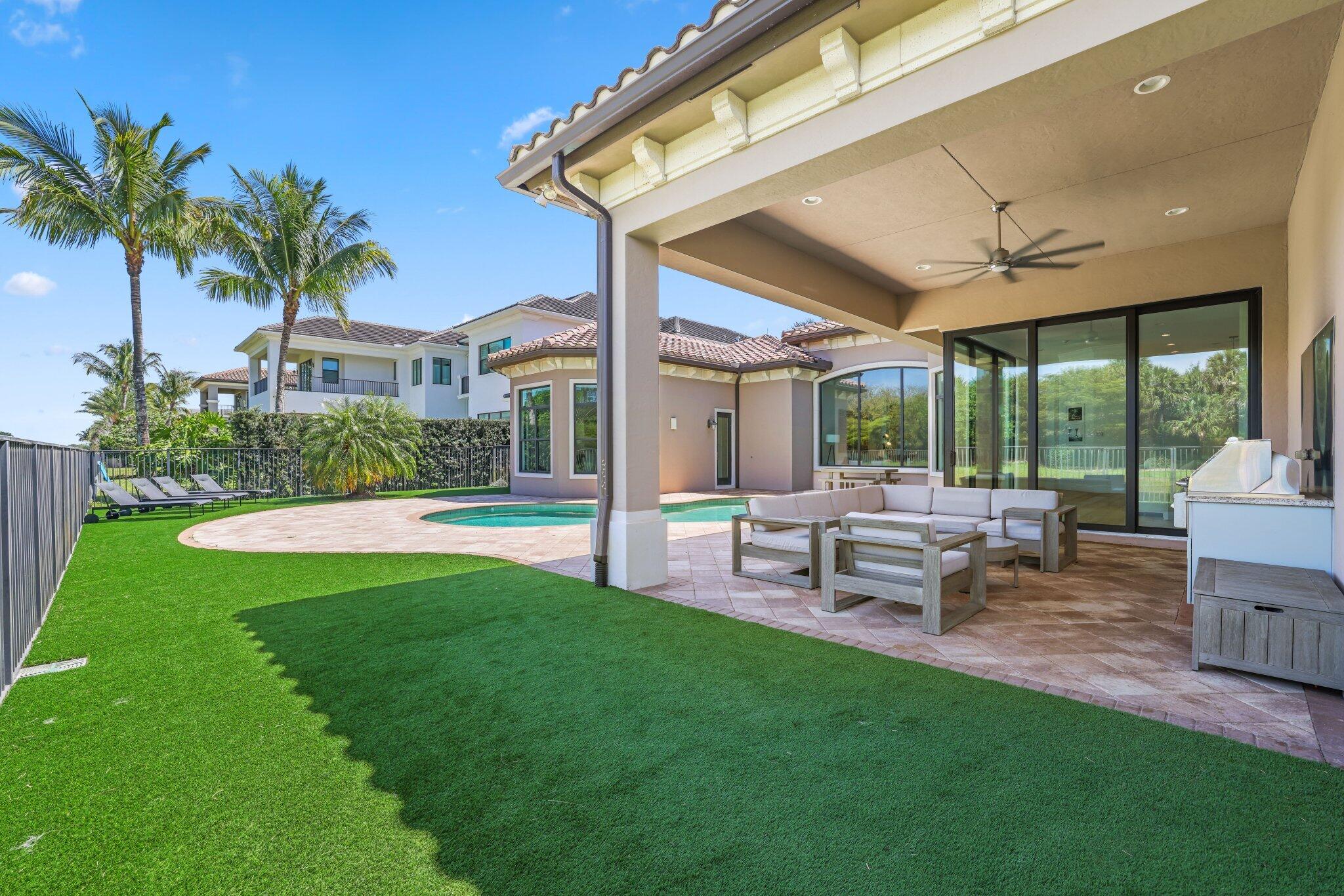9599 Moritz Way Delray Beach, FL 33446 - Photo 41 of 64 exterior rear