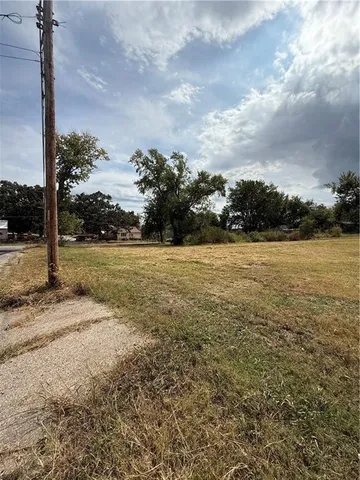 $70,000 | 930 East Wooter Street, Nevada, MO 64772