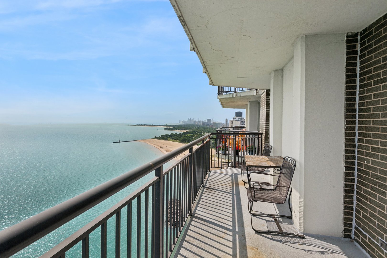 6007 North Sheridan Road, Unit 27B Chicago, IL 60660 - Photo 10 of 26