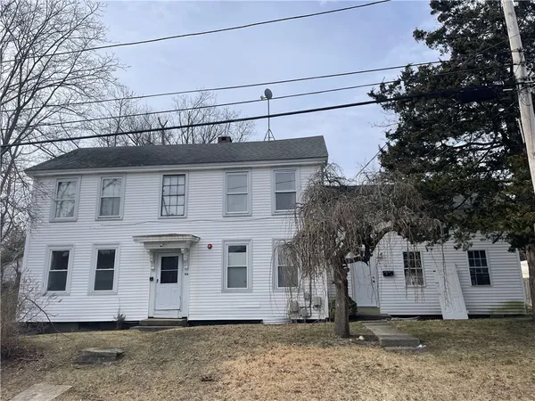 $2,500 | 53 Duane Street, Unit B, East Greenwich, RI 02818