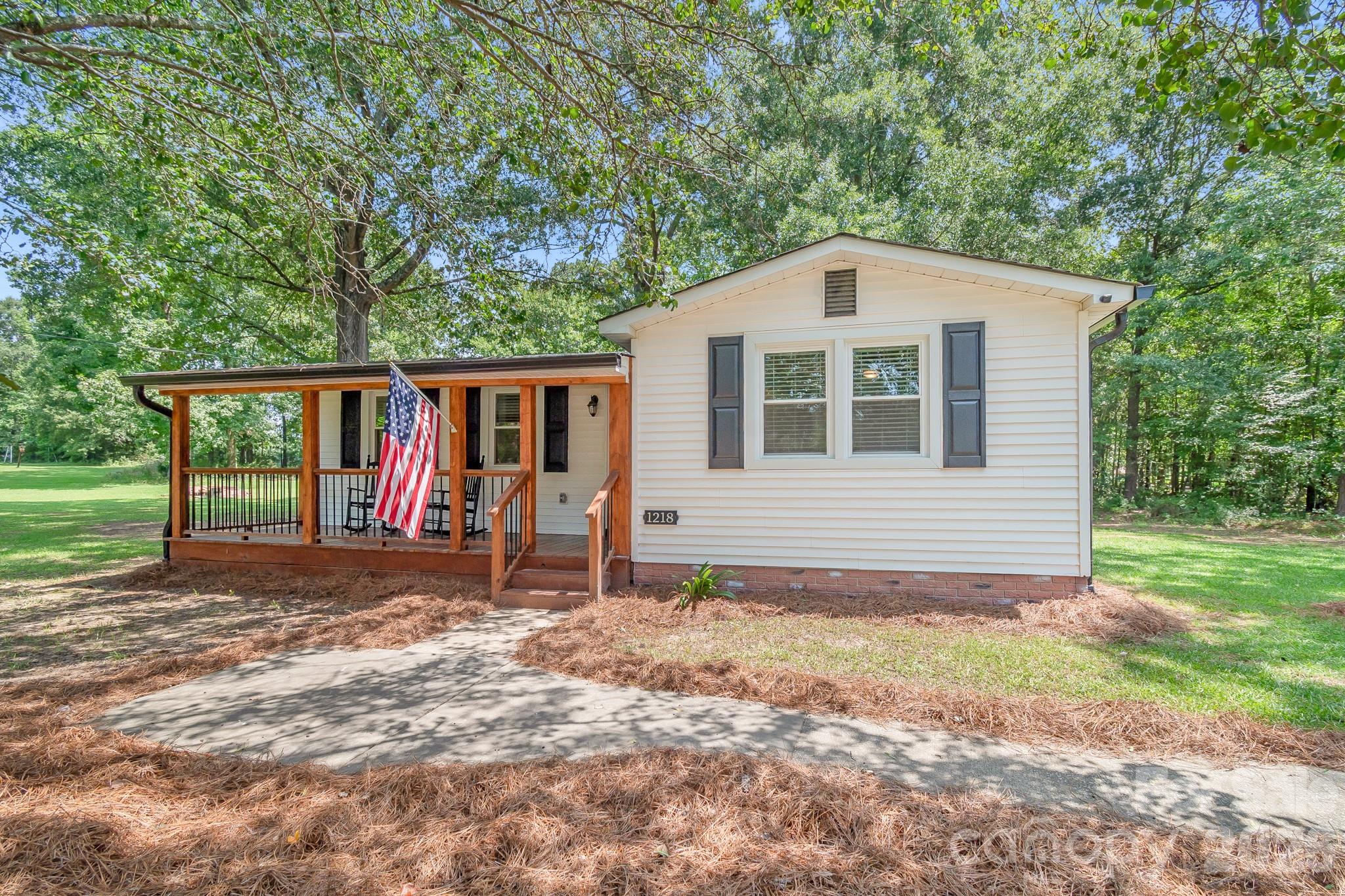 1218 Hammond Carnes Road Lancaster, SC 29720 - Photo 4 of 37 Gallery Image 4