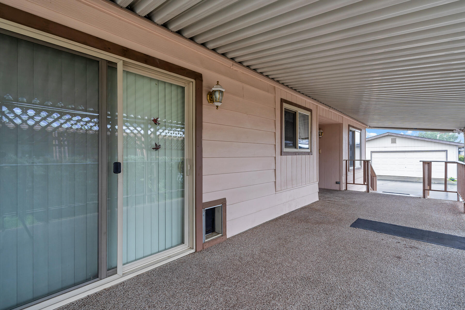 350 Gilmore Road, Unit SPC 88 Red Bluff, CA 96080 - Photo 26 of 31 a view of a porch of the house
