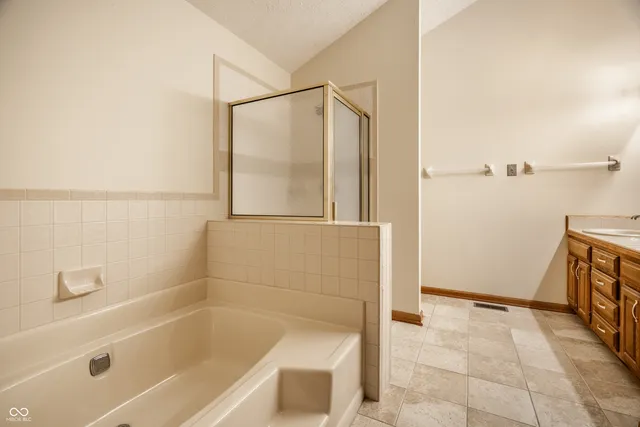 $379,900 | 7731 Kenetta Court, Fishers, IN 46038