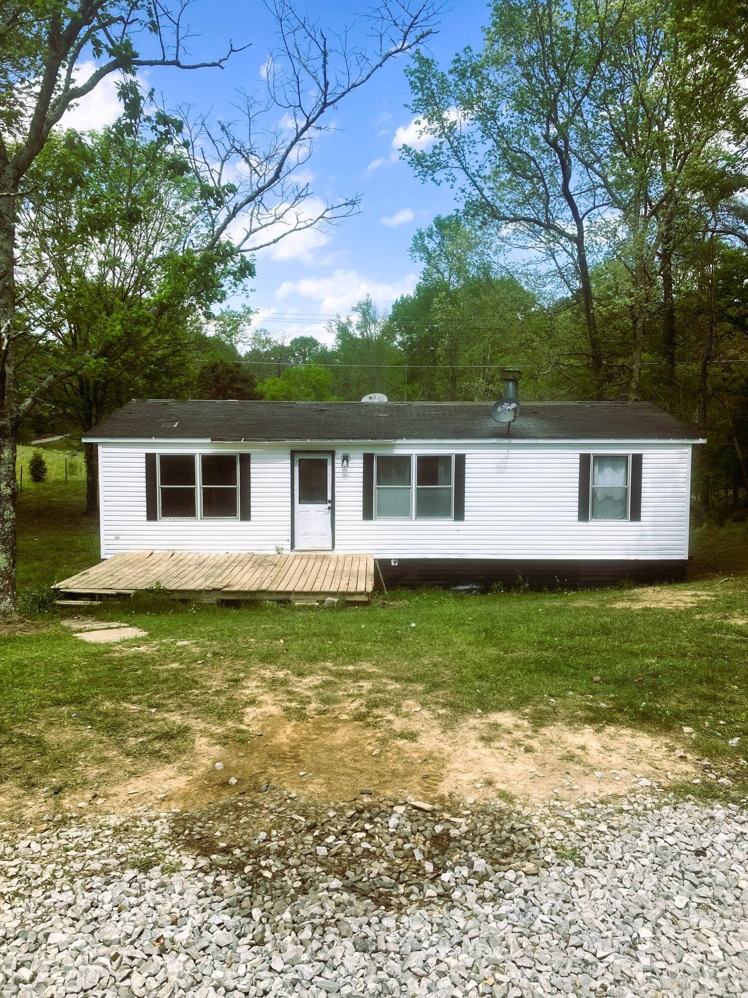 3207 Rocky Springs Road Spring City, TN 37381 - Photo 1 of 10 Gallery Image 1