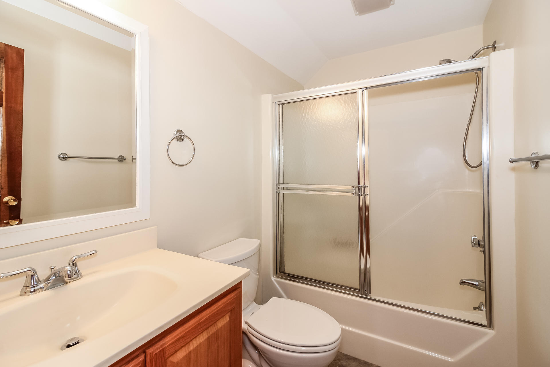 19 Rivers Edge Road East Falmouth, MA 02536 - Photo 20 of 31 022-photo-master-bathroom-6620150