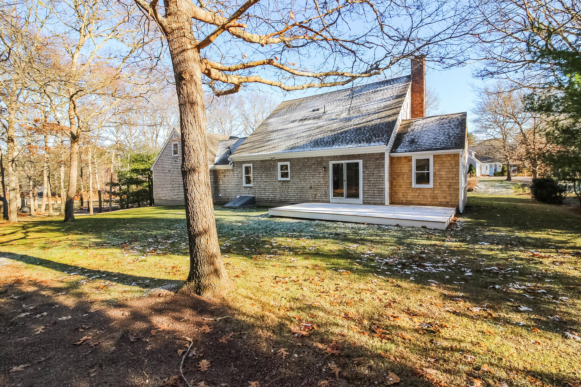 19 Rivers Edge Road East Falmouth, MA 02536 - Photo 27 of 31 033-photo-rear-view-6620152