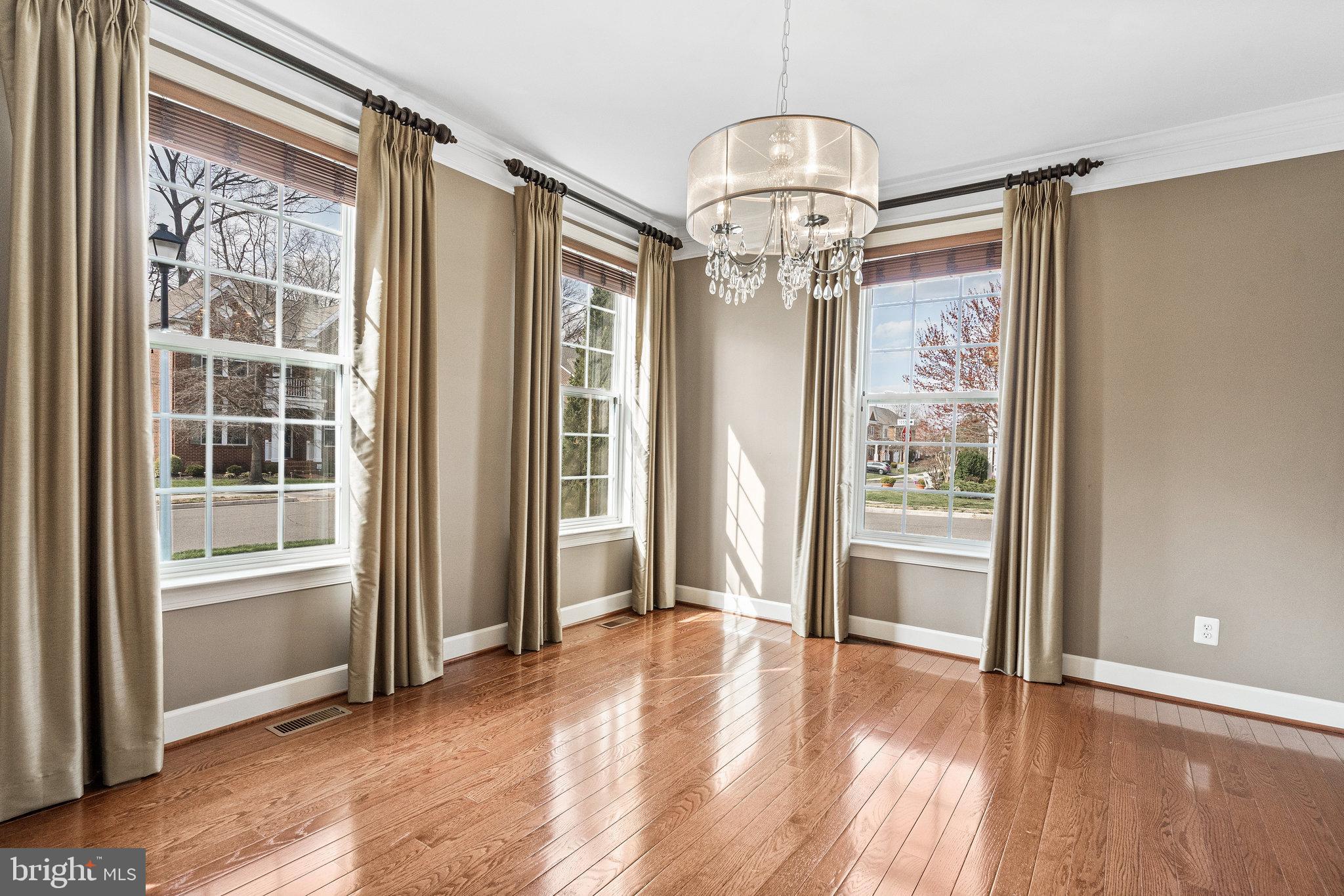 4561 Rona Place Fairfax, VA 22030 - Photo 11 of 78 Living room with gleaming hardwood floors