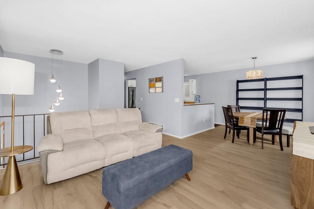 7843 Rimbley Road Woodbury, MN 55125 - Photo 7 of 22