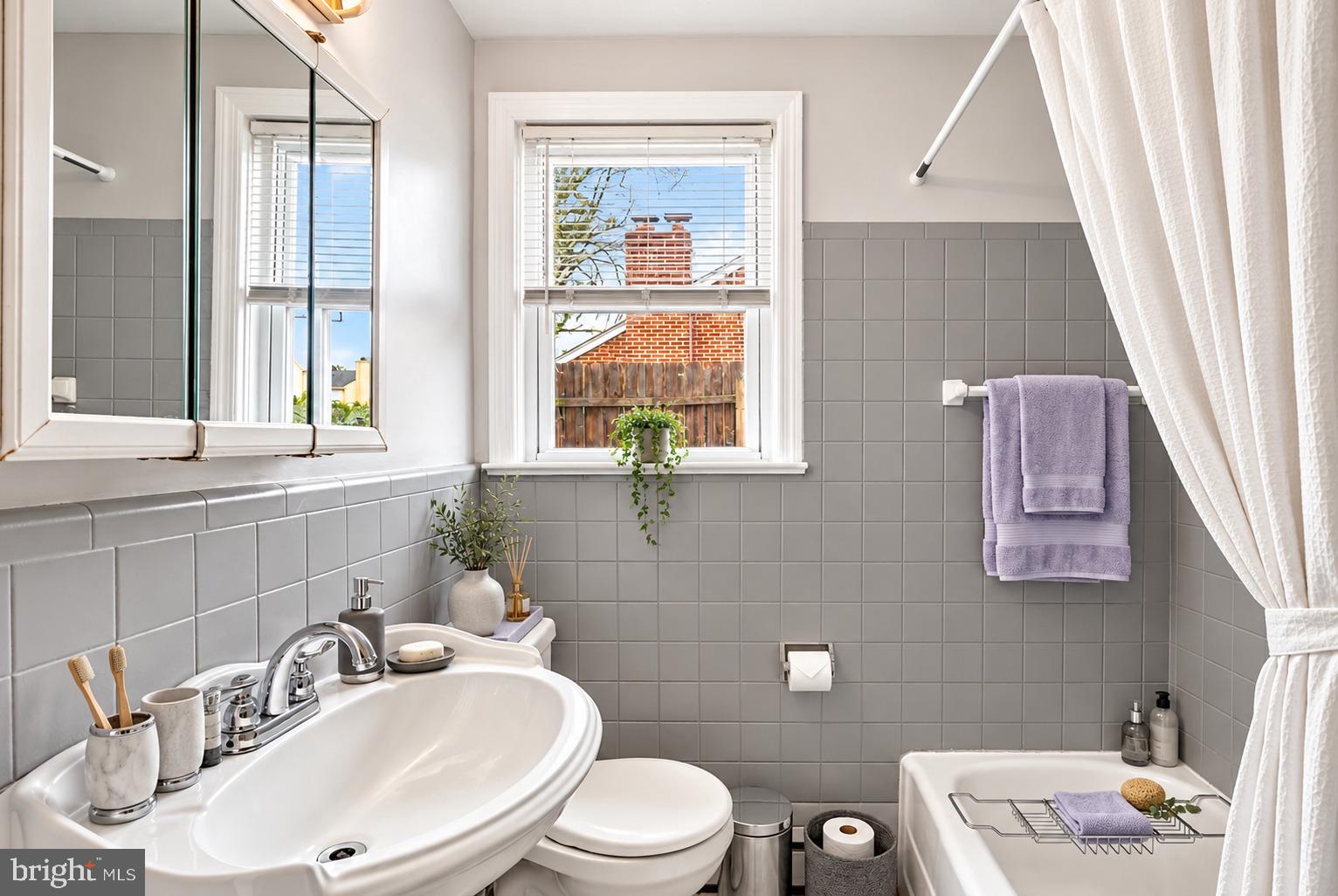 1443 Rhawn Street Philadelphia, PA 19111 - Photo 21 of 25 Gallery Image 21
