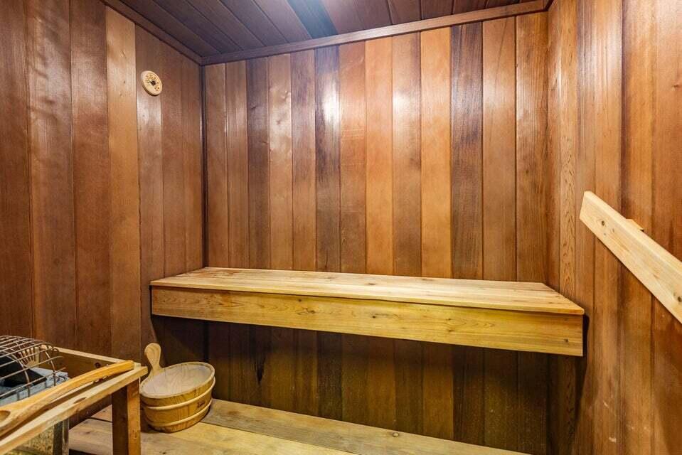 250 Northeast 20th Street, Unit 1010 Boca Raton, FL 33431 - Photo 23 of 23 sauna