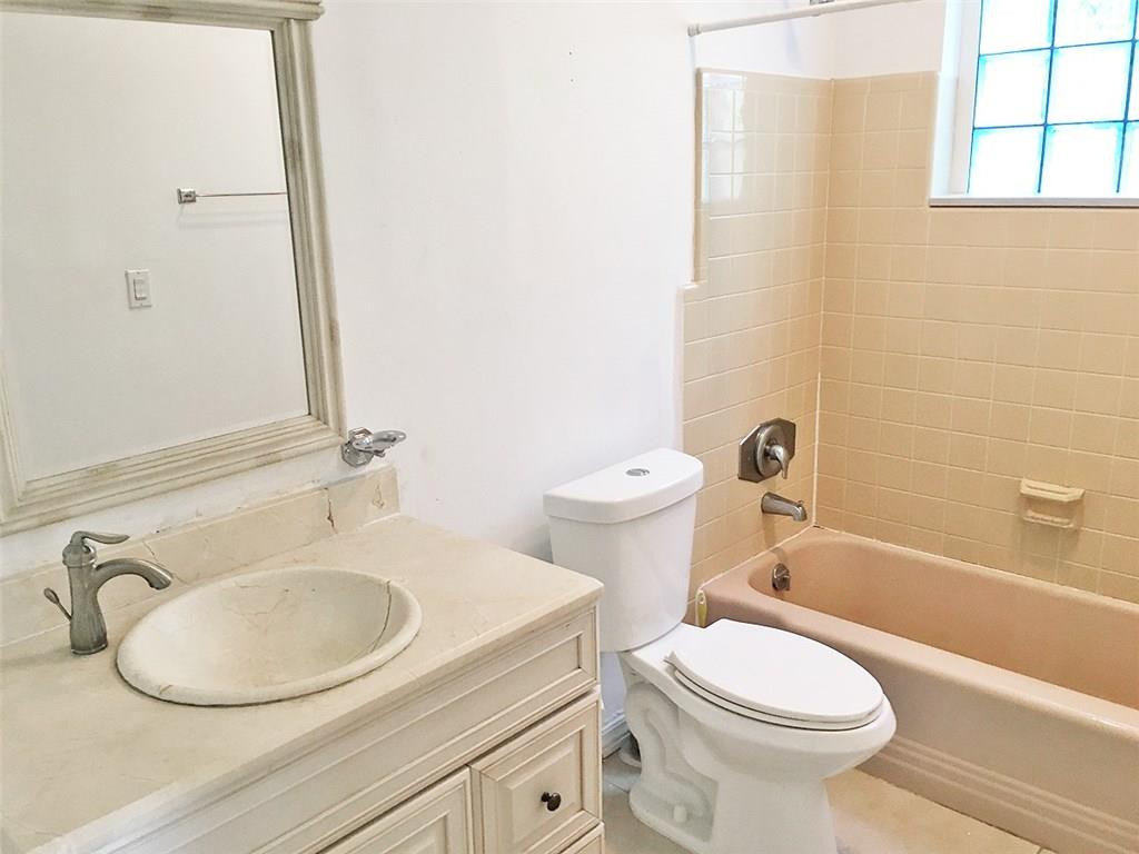 2220 Northeast 37th Street, Unit 2220 Lighthouse Point, FL 33064 - Photo 14 of 24 Photo 14