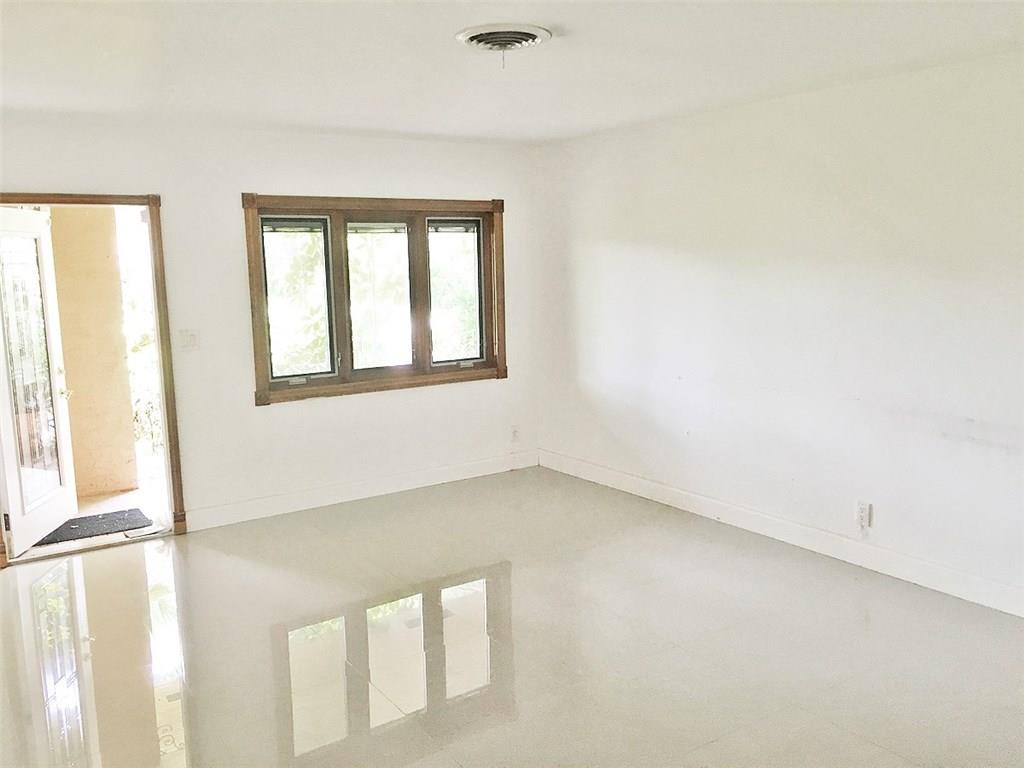 2220 Northeast 37th Street, Unit 2220 Lighthouse Point, FL 33064 - Photo 9 of 24 Photo 9