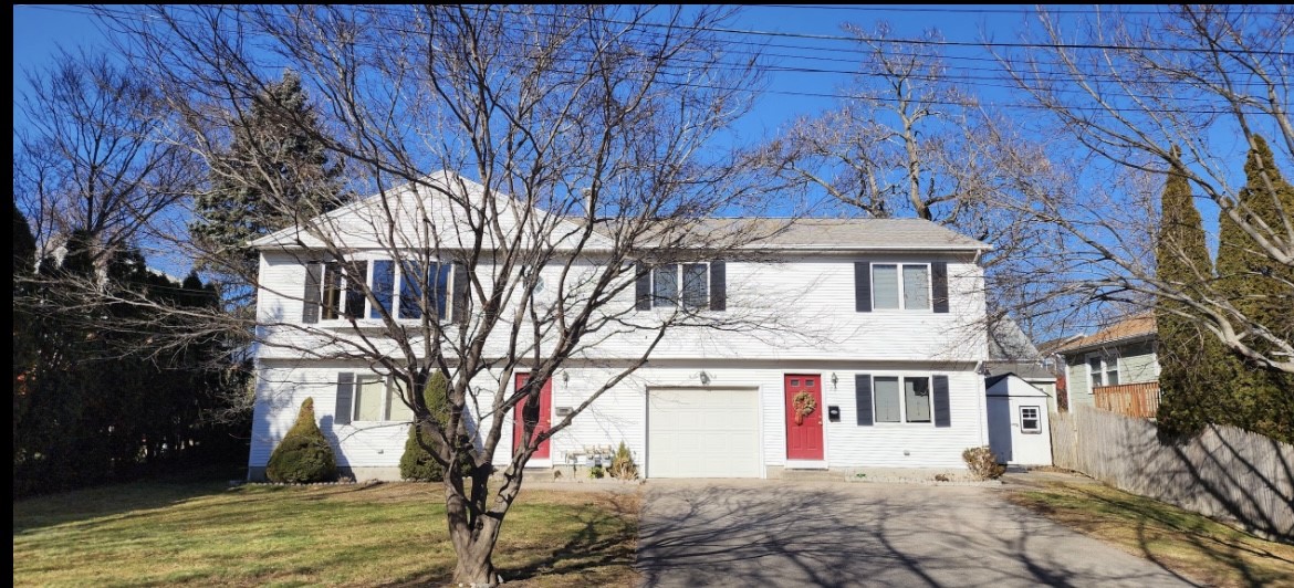 68 Virginia Lane Providence, RI 02908 - Photo 1 of 34