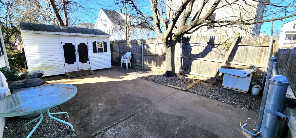 68 Virginia Lane Providence, RI 02908 - Photo 24 of 34