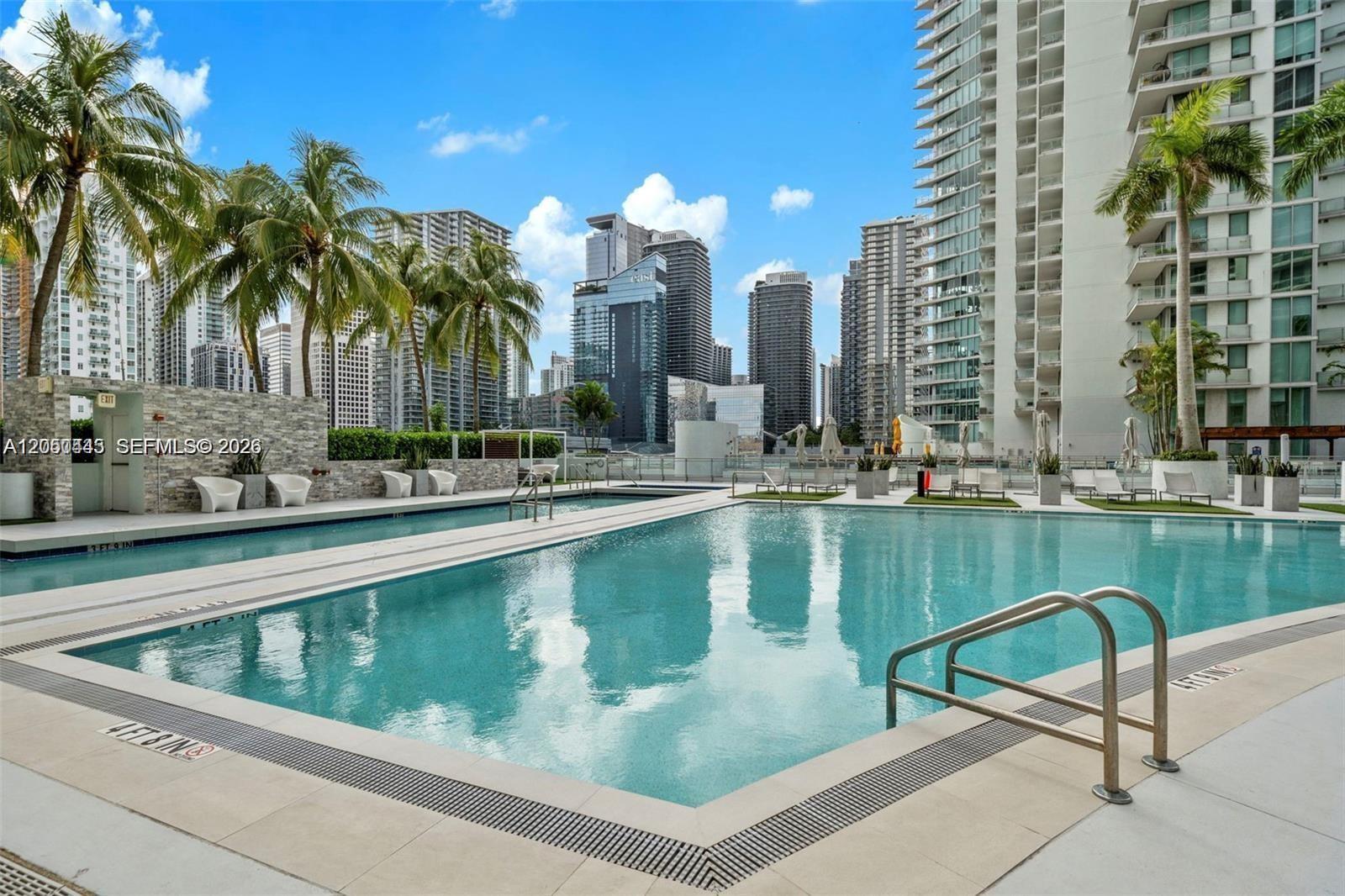 90 Southwest 3rd Street, Unit 3703 Miami, FL 33130 - Photo 19 of 34 Gallery Image 19