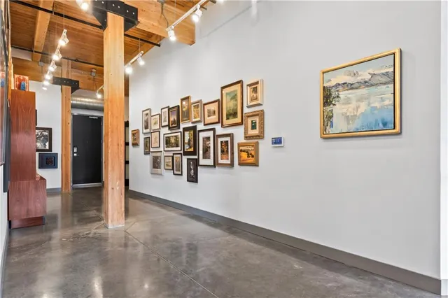 $1,300,000 | 210 West 5th Street, Unit 211, Kansas City, MO 64105