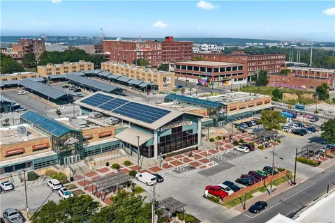 $1,300,000 | 210 West 5th Street, Unit 211, Kansas City, MO 64105