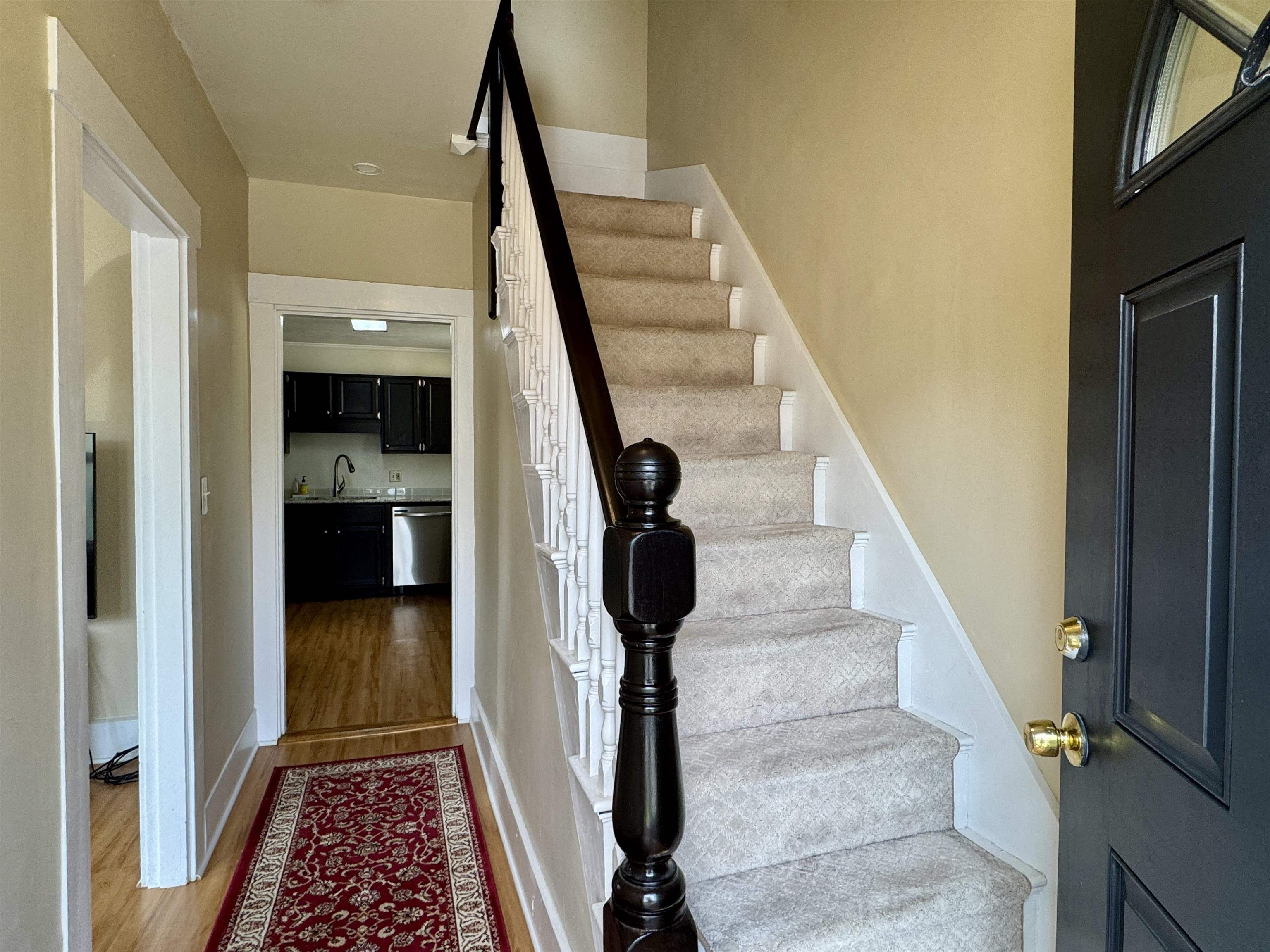 8 Monroe Street Dover, NH 03820 - Photo 6 of 34 Gallery Image 6