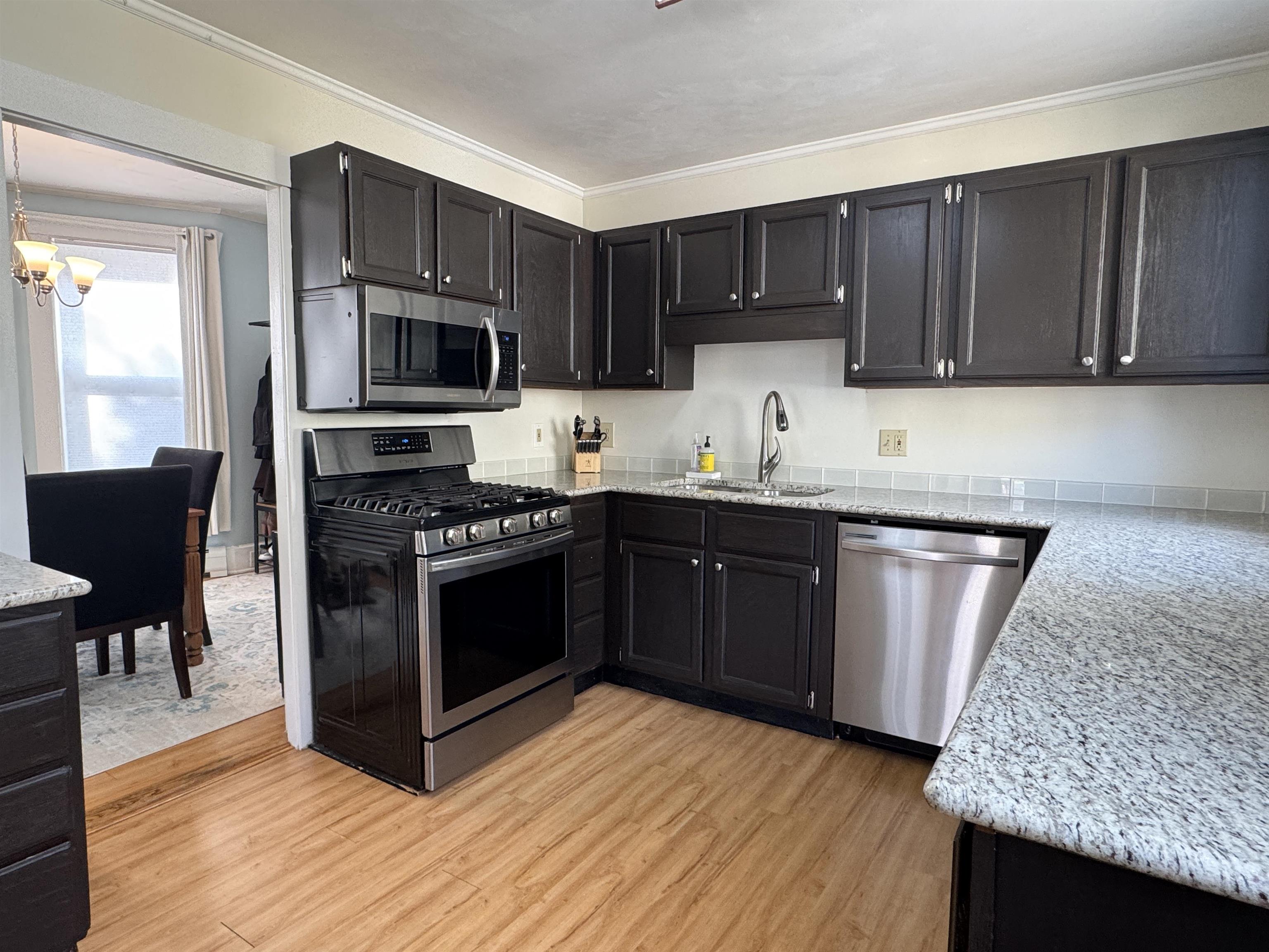 8 Monroe Street Dover, NH 03820 - Photo 9 of 34 Gallery Image 9