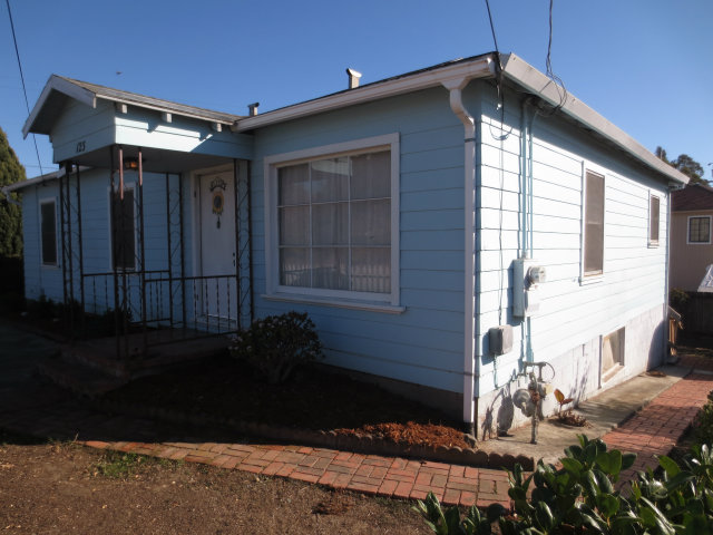 123 Roache Road Freedom, CA 95019 - Photo 4 of 13 Gallery Image 4