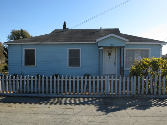 123 Roache Road Freedom, CA 95019 - Photo 5 of 13 Gallery Image 5