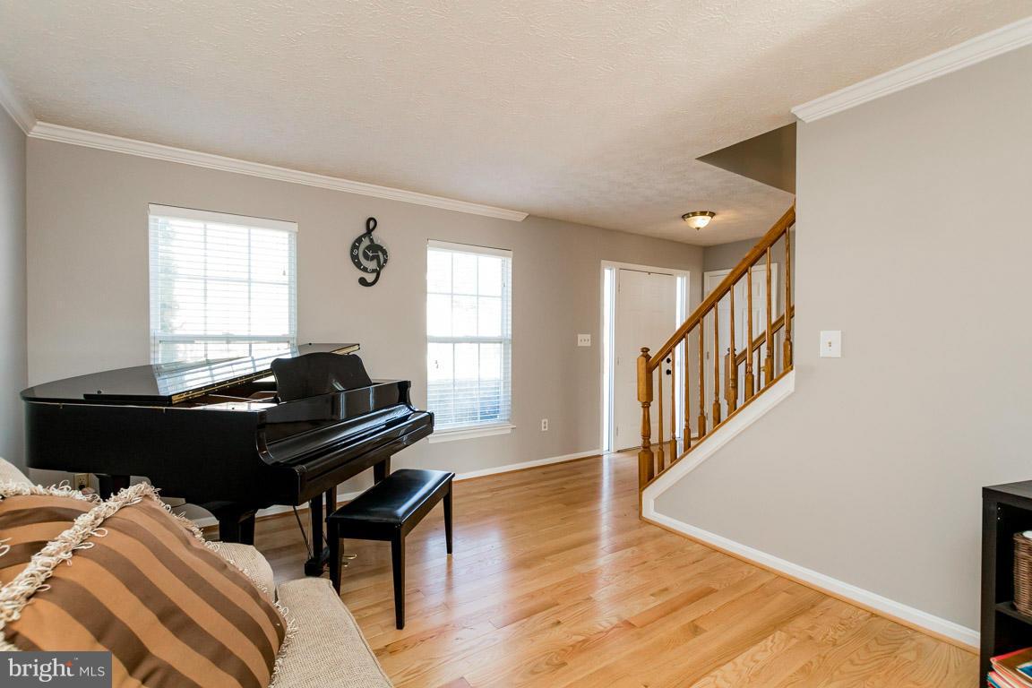 2317 Golden Chapel Road Odenton, MD 21113 - Photo 3 of 30 Living Room