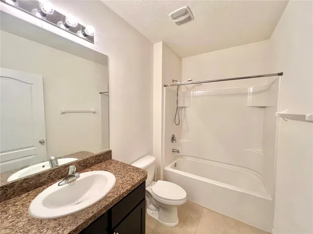 $2,300 | 14602 Potterton Circle, Hudson, FL 34667