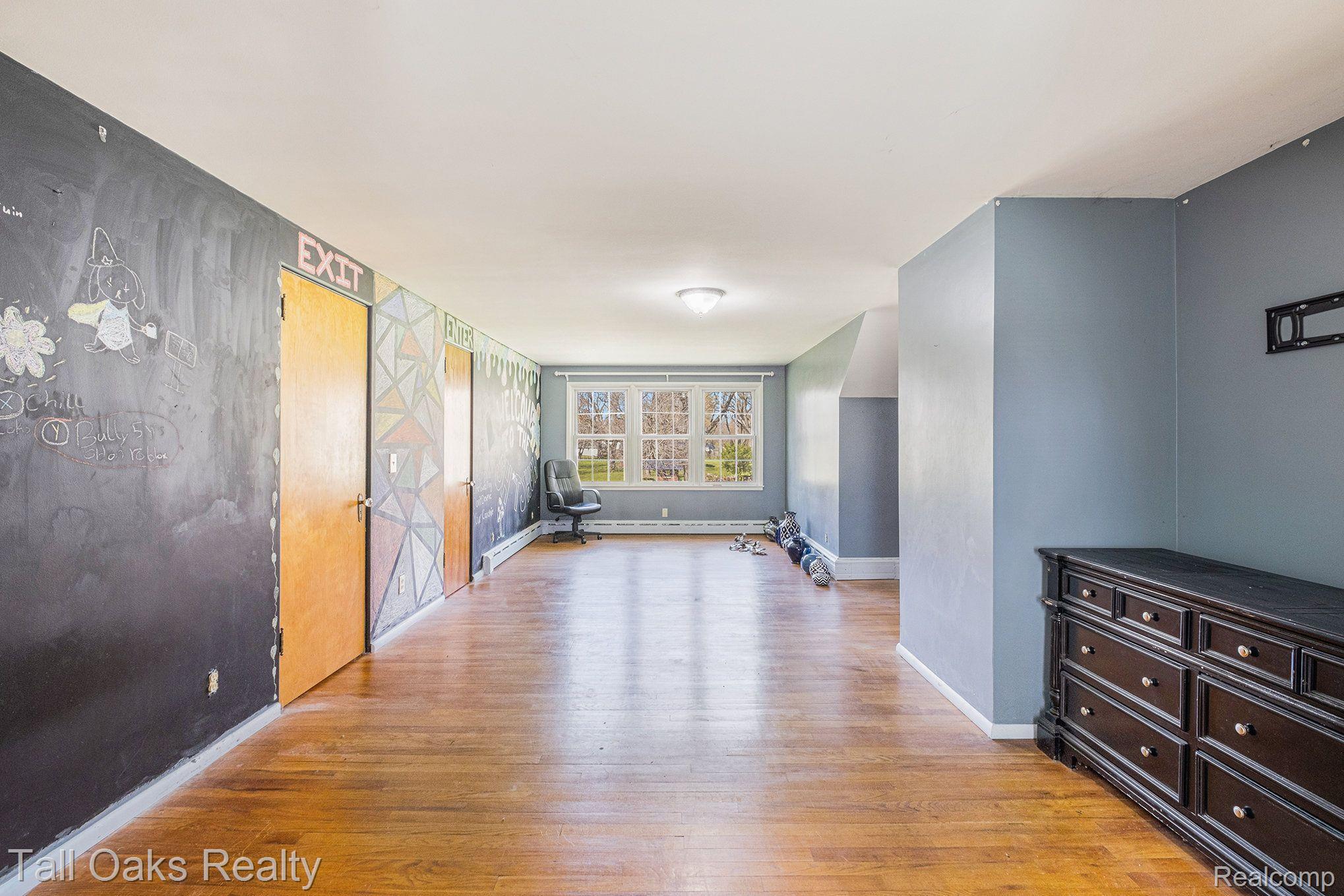 8239 Davison Road Davison, MI 48423 - Photo 21 of 40 Gallery Image 21