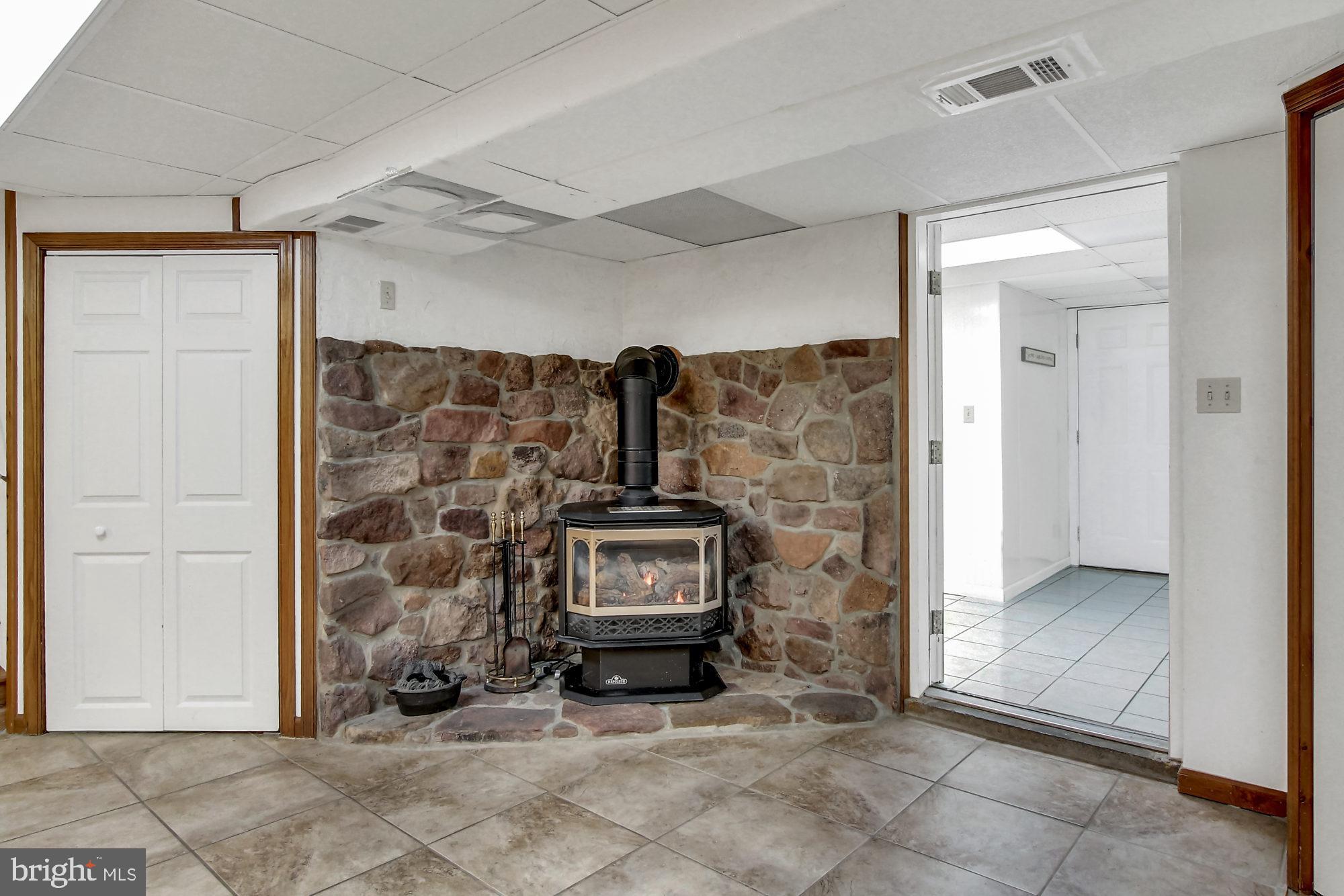 751 Brownsville Road Reading, PA 19608 - Photo 12 of 31