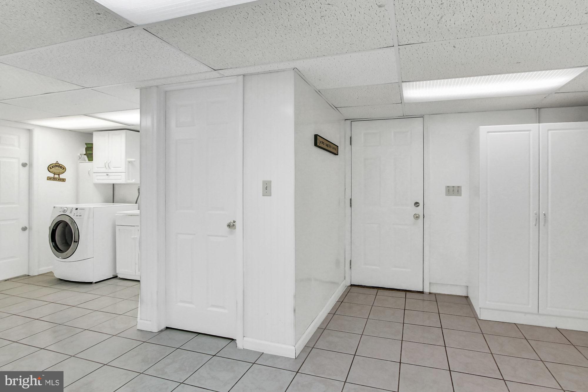 751 Brownsville Road Reading, PA 19608 - Photo 20 of 31 Mudroom Leading to Attached Two Car Garage