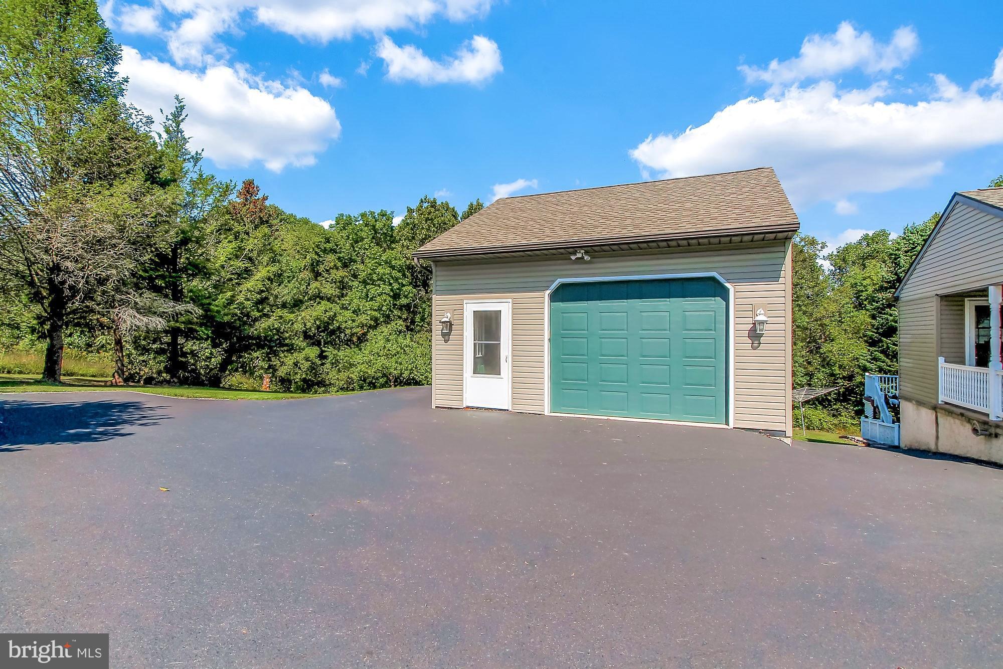 751 Brownsville Road Reading, PA 19608 - Photo 28 of 31 Detached Garage