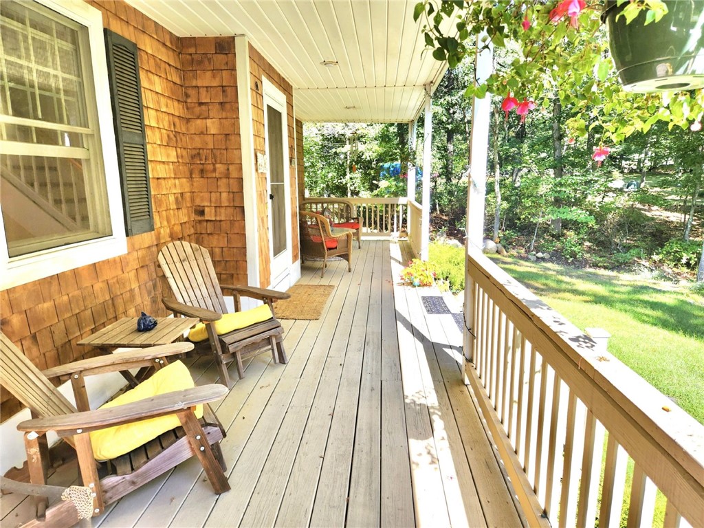 148 Ross Hill Road Charlestown, RI 02813 - Photo 5 of 40