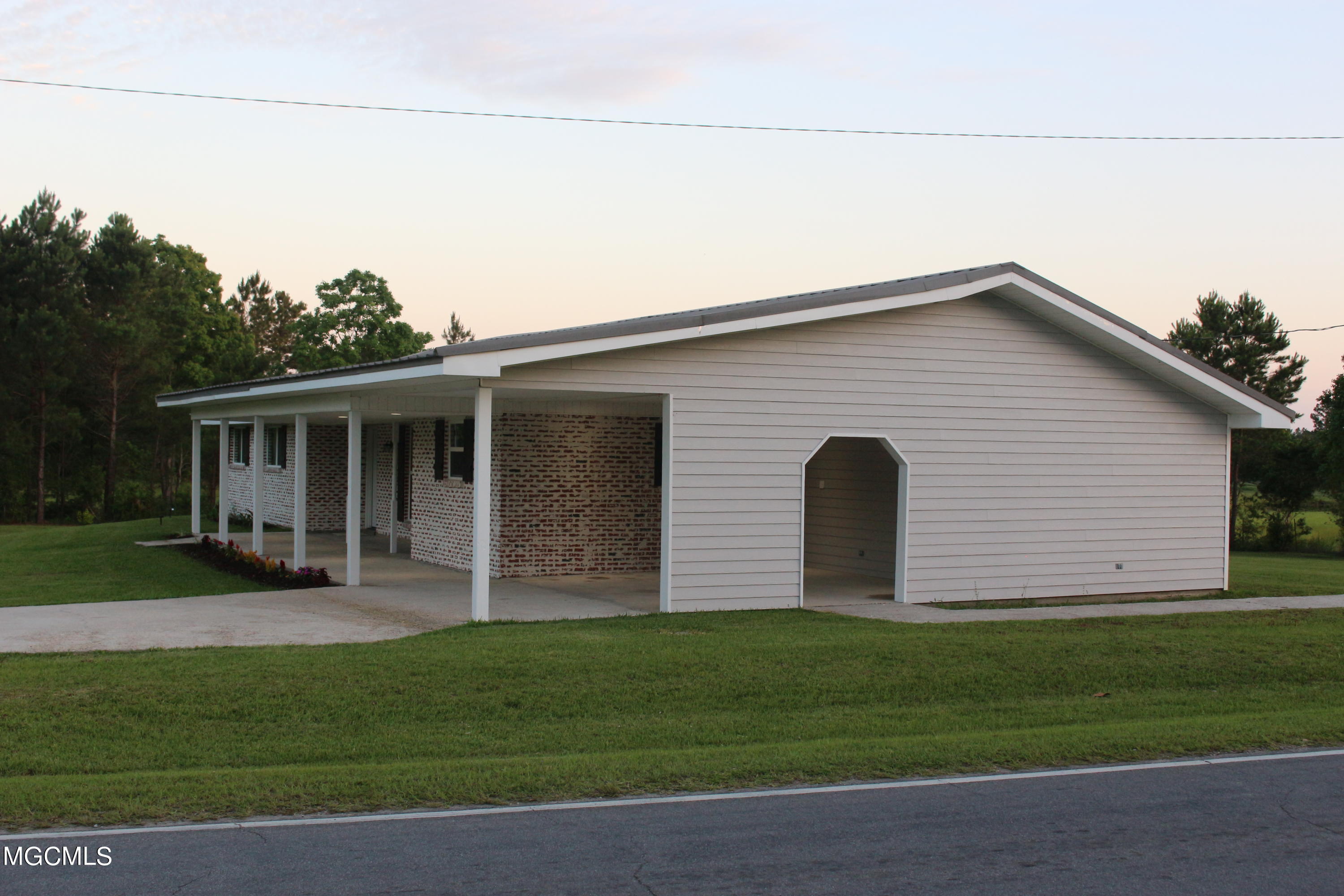 3011 Firetower Road Kiln, MS 39556 - Photo 5 of 26 7CE012B1-BB9C-4D5A-8CC1-FE8C0FCF9AFC