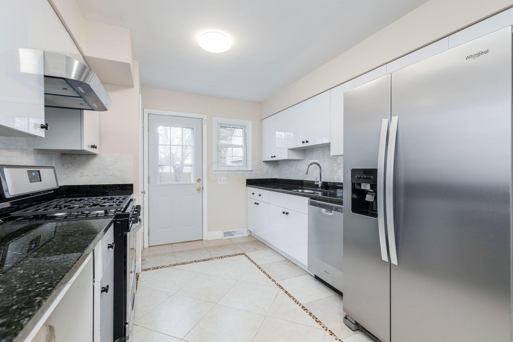 124 Edgevale Road Columbus, OH 43209 - Photo 15 of 35 Gallery Image 15