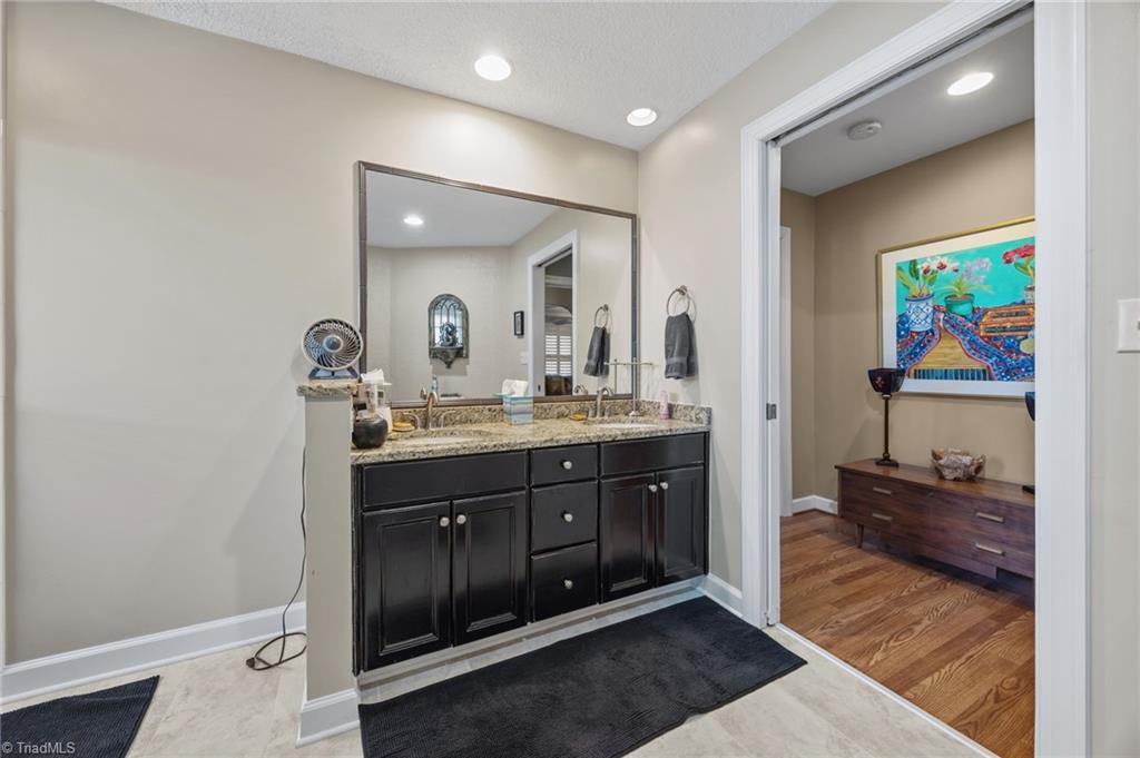 723 Haynes Road Thomasville, NC 27360 - Photo 19 of 43