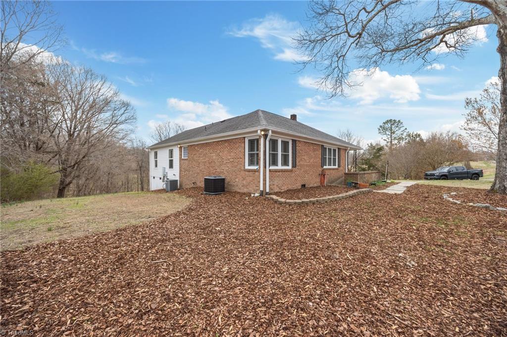 723 Haynes Road Thomasville, NC 27360 - Photo 35 of 43