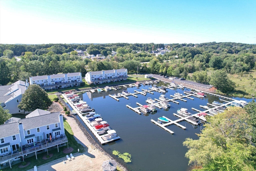 201 Treasure Island Road, Unit 201 Webster, MA 01570 - Photo 4 of 39