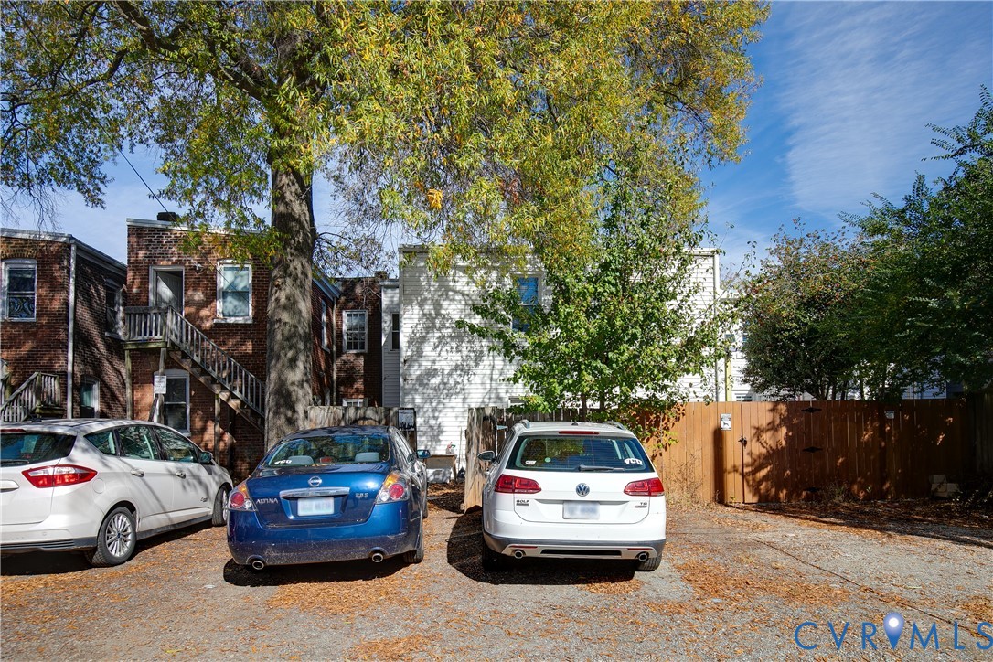 1237 West Cary Street Richmond, VA 23220 - Photo 23 of 23 a car parked on the side of a street