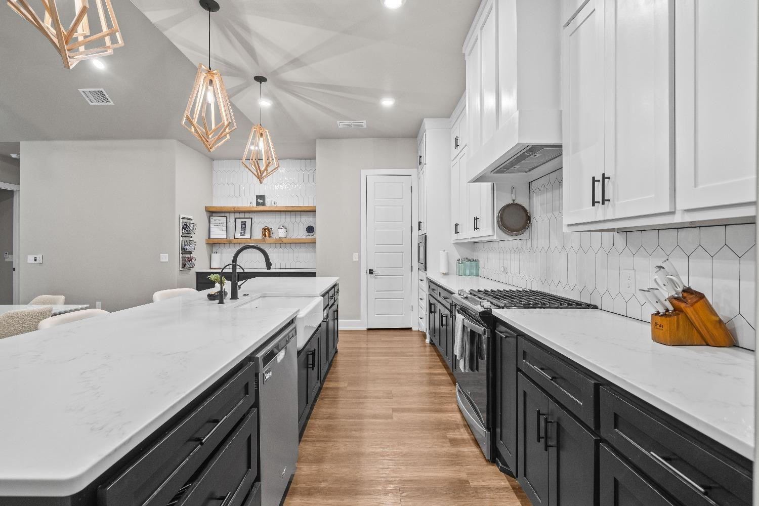 5305 112th Street Lubbock, TX 79424 - Photo 13 of 41 Photo 13