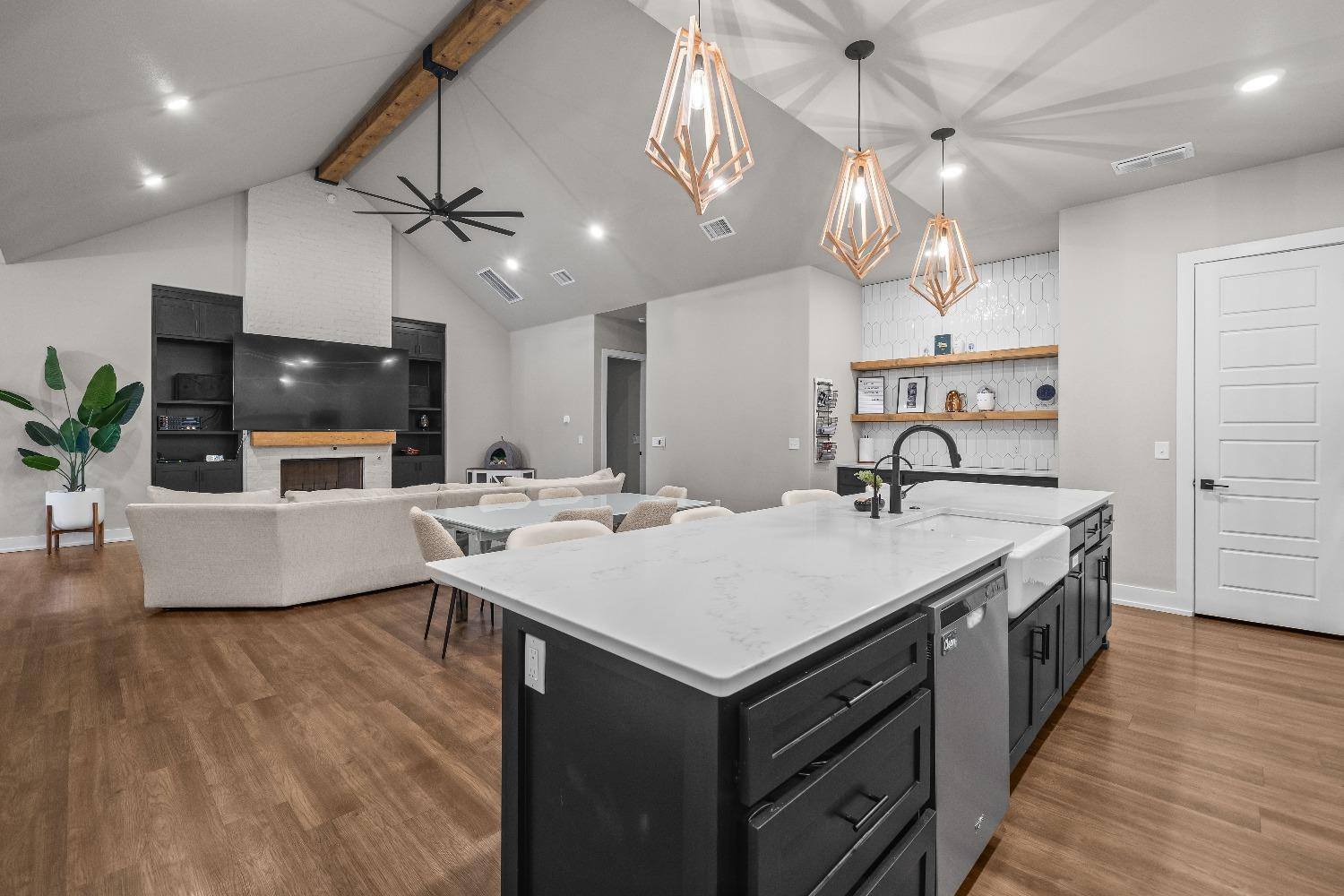 5305 112th Street Lubbock, TX 79424 - Photo 14 of 41 Photo 14