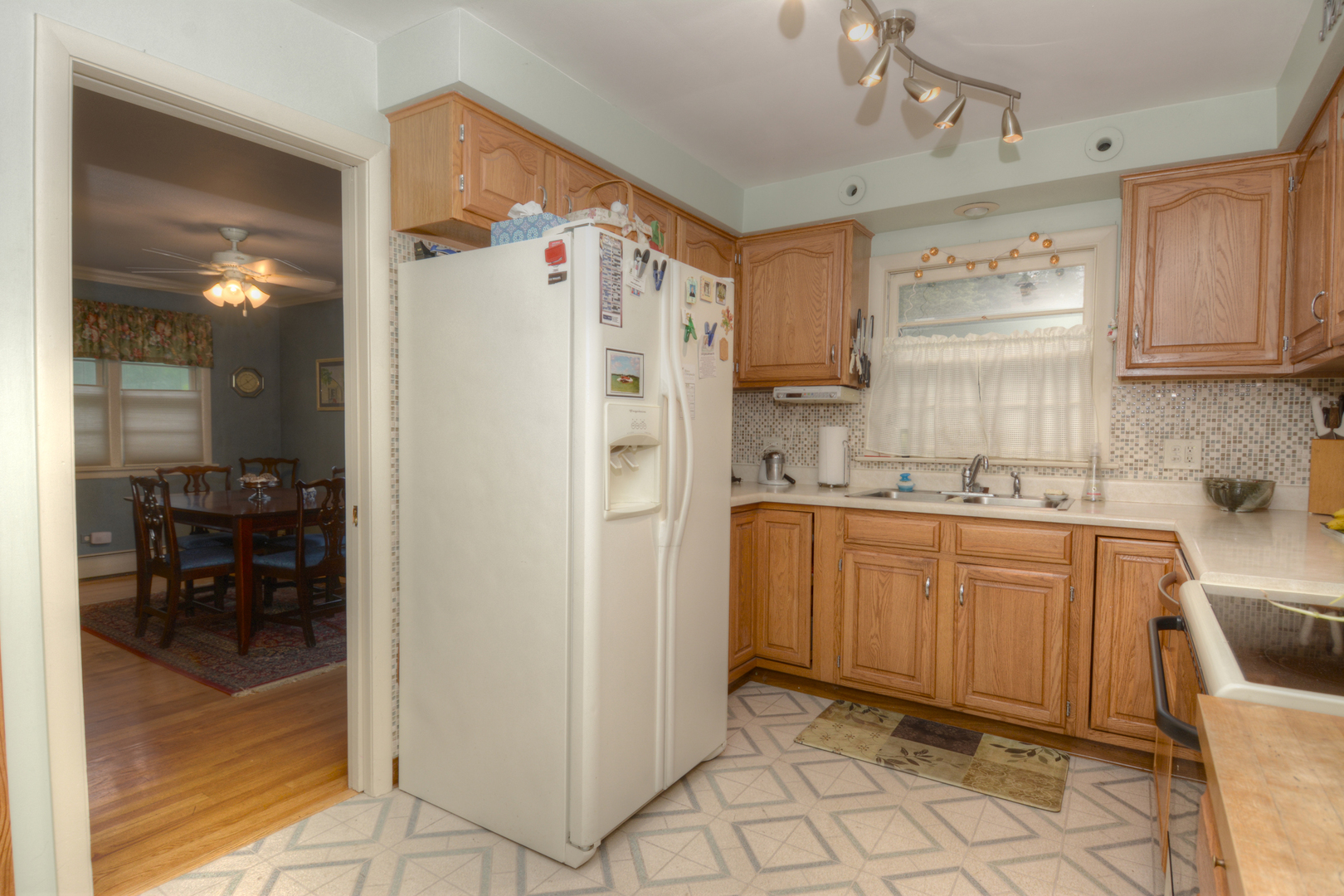 234 North Butterfield Road Libertyville, IL 60048 - Photo 9 of 18